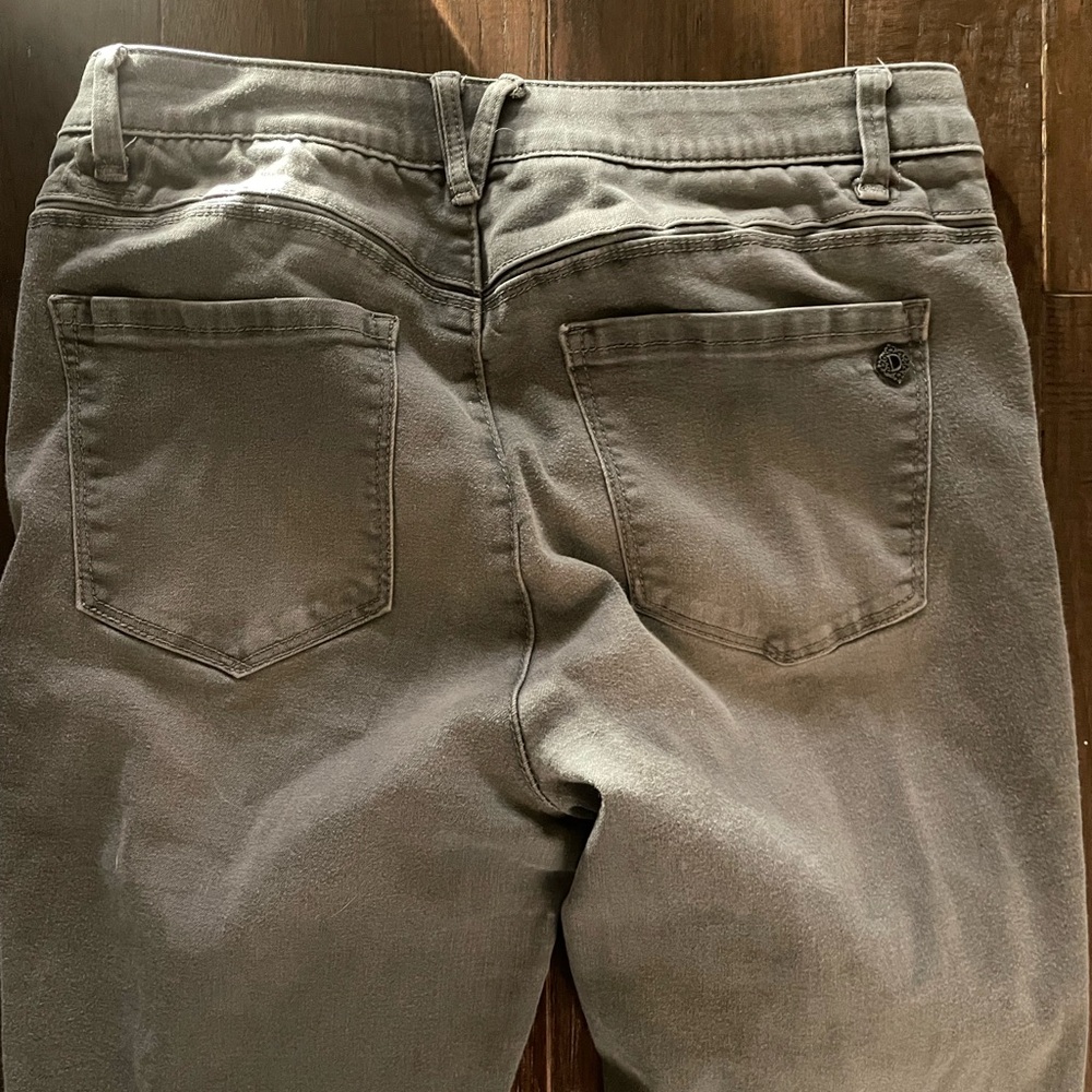 Democracy Women's Tan Straight Leg Jeans